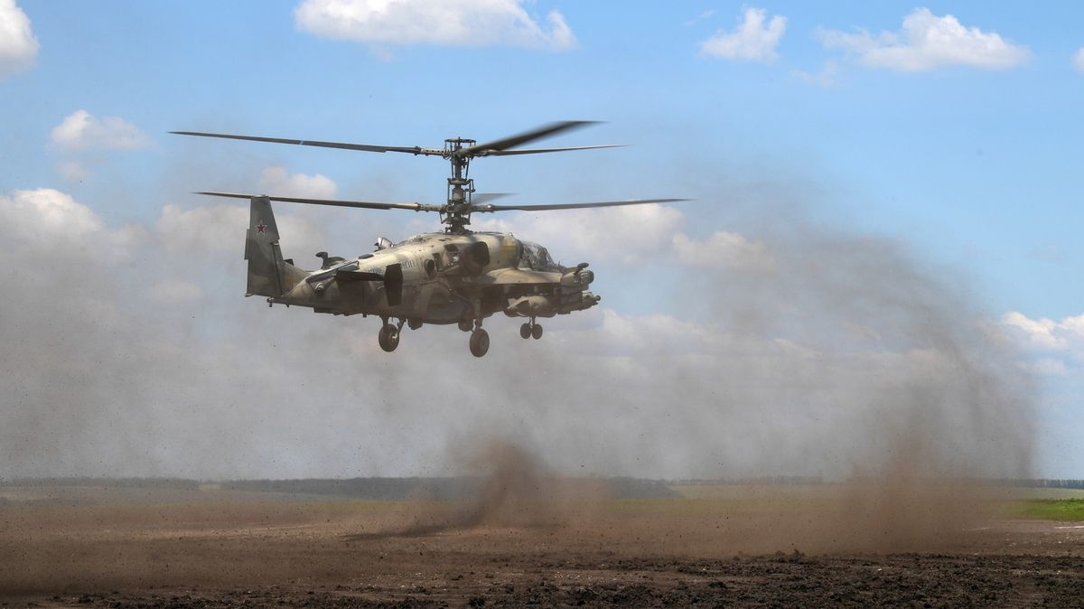 Rusové si na Ukrajině sestřelili vlastní vrtulník